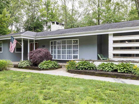 2nd image of 1506 Timber Dr