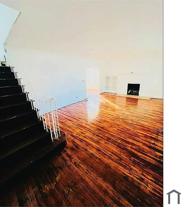 6 bed, 2.5 bath, 2500 sqft, $3,150 — Photo 4
