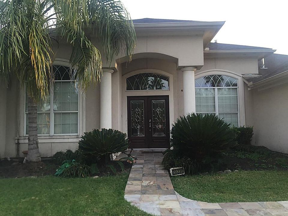 1st image of 20231 Atascocita Shores Dr