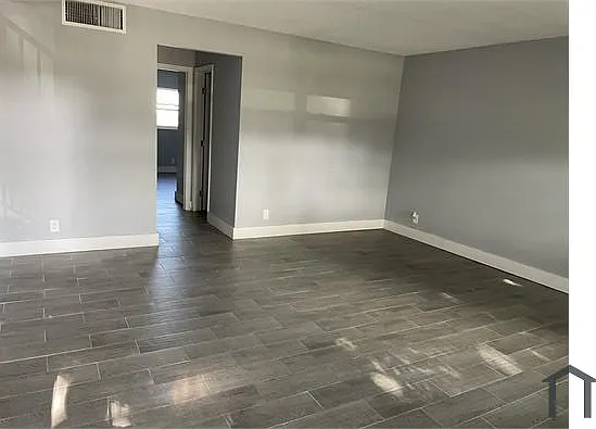 201 NW 32nd Ct #111 — Photo 6