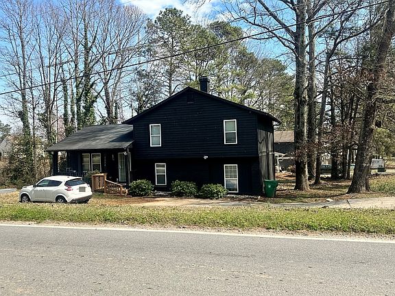 2nd image of 3328 Clevemont Way