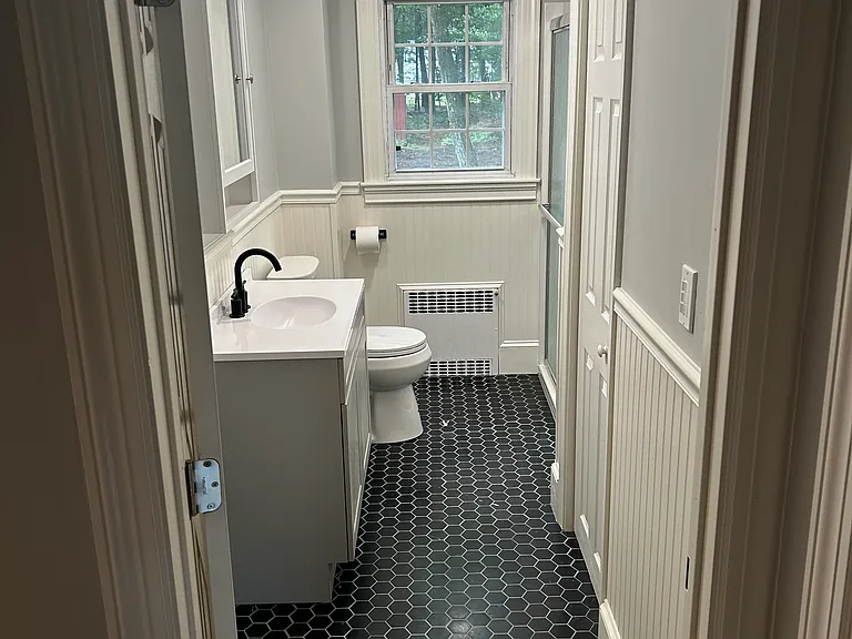 375 Holyoke Rd — Photo 5