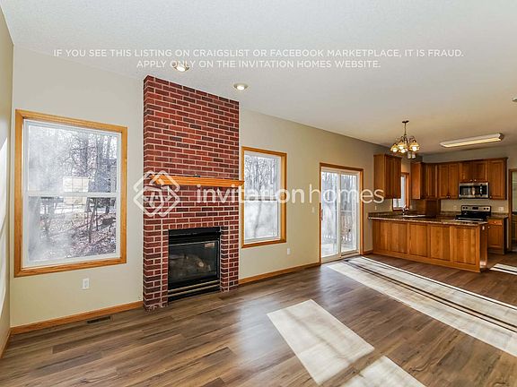 3rd image of 2848 110th Ave NE