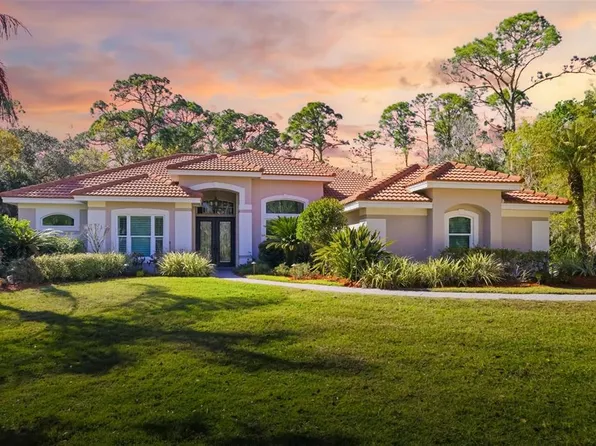 3130 Walter Travis Dr, Sarasota, FL 34240