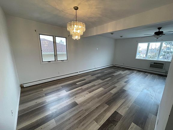 4th image of 719 E Park Ave Floor 2