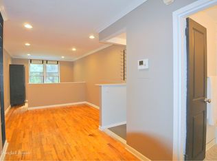 316 W 56th St #2E, New York, NY 10019