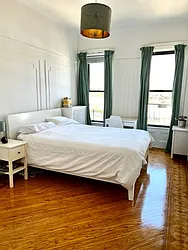 Rented by R New York