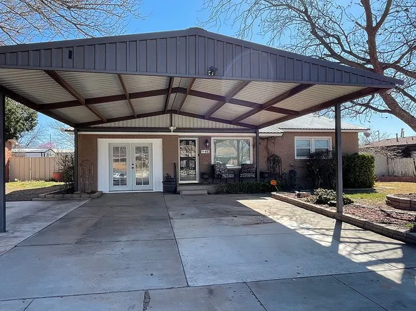 403 SW 13th St, Seminole, TX 79360