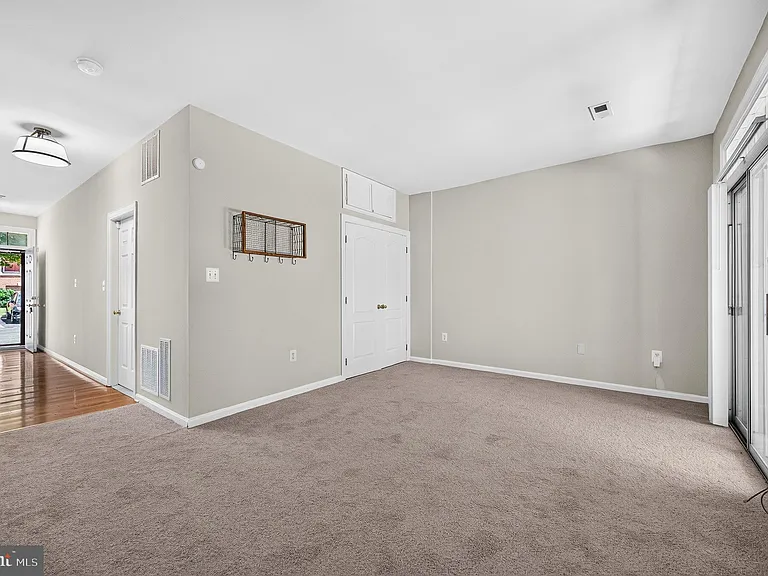 967 Herons Run Ln — Photo 6