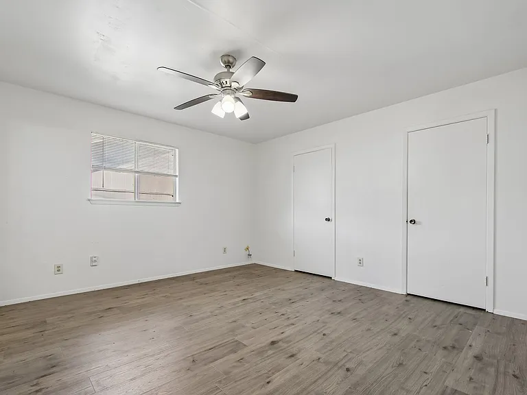 809 Sirocco Dr #A — Photo 16