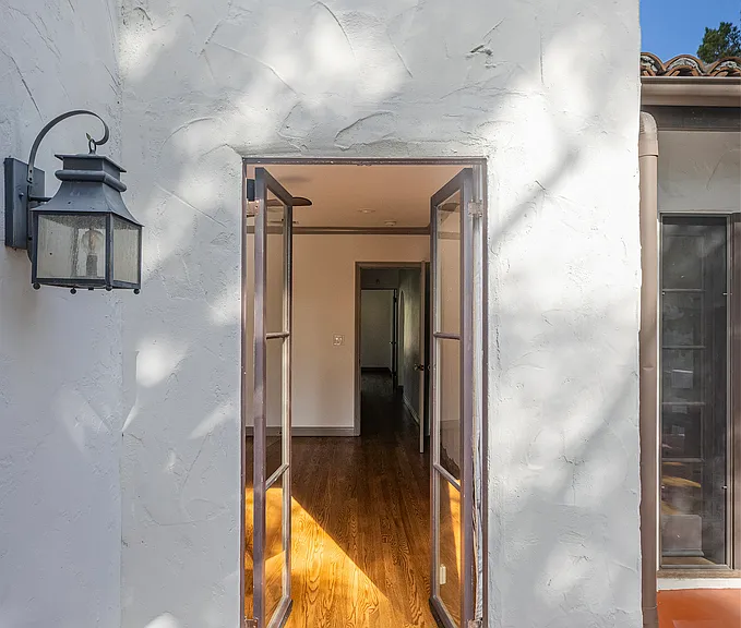 1169 S Sierra Bonita Ave — Photo 33