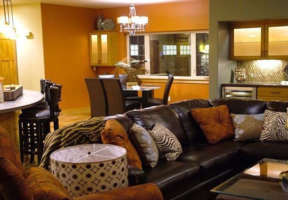 Great Room to Dining