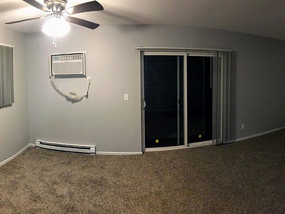 Livingroom/Dining room