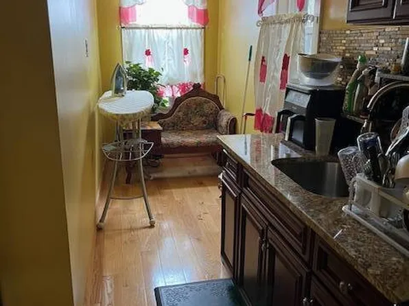 1168 East 38th Street image 14 of 22