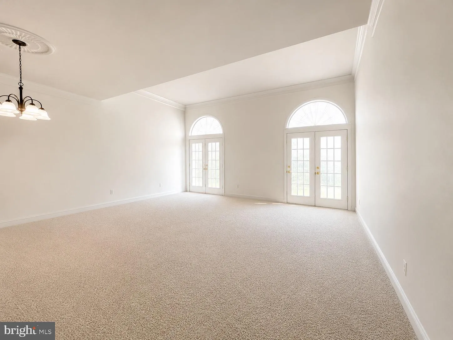 3 bed, 3.5 bath, 2379 sqft, $2,895 — Photo 4