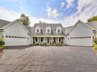 5N300 Hanson Rd, St Charles, IL 60175