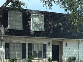 3730 Fairfield Ave