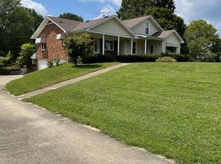 357 Hilltop Rd, Shepherdsville, KY 40165