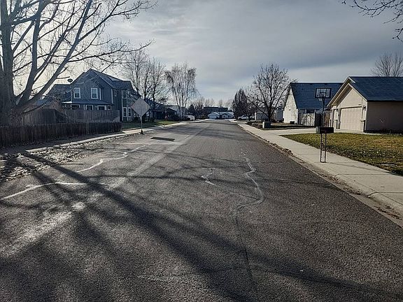 4th image of 3037 N Valam Ave