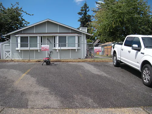 3214 S Durango St #B Photo 1