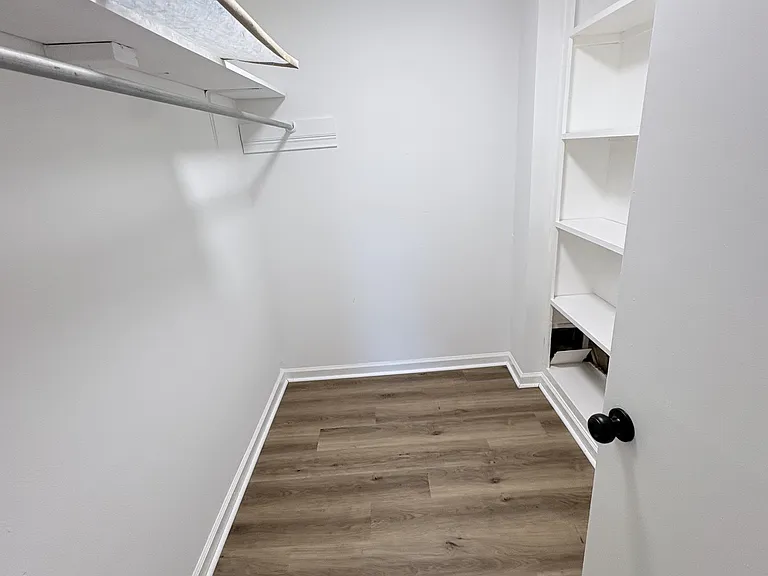 340 S Main St #5 — Photo 7