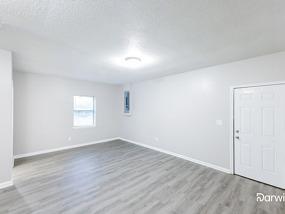 5th image of 37 Freda Jane Ln