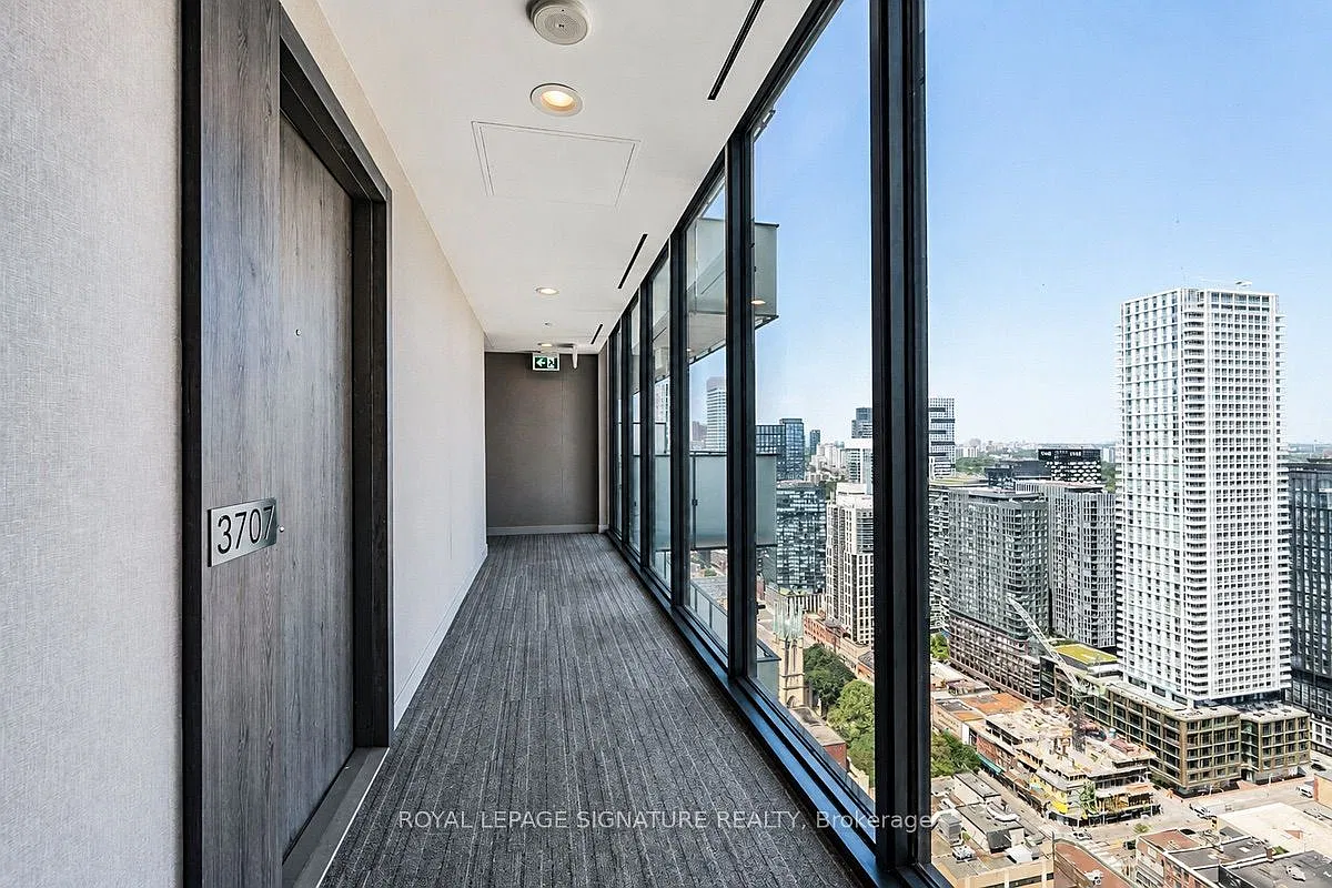 Yonge + Rich, 20 Lombard Residences — Photo 4