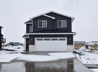 6210-87 Avenue S, Horace, ND 58047