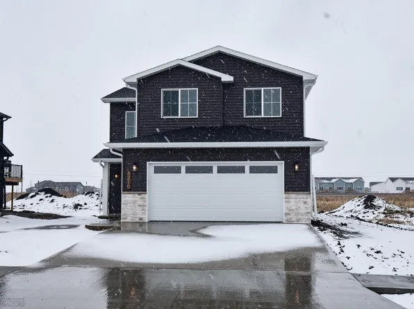 6210-87 Avenue S, Horace, ND 58047