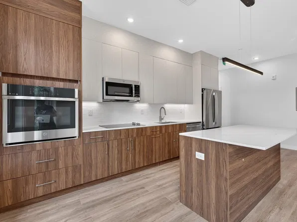 13 Warwick St #306, Somerville, MA 02145