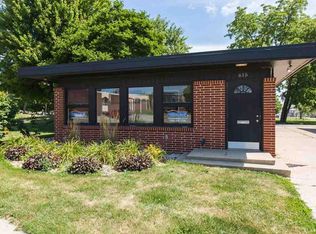 615 Grant Ave, Waterloo, IA 50702