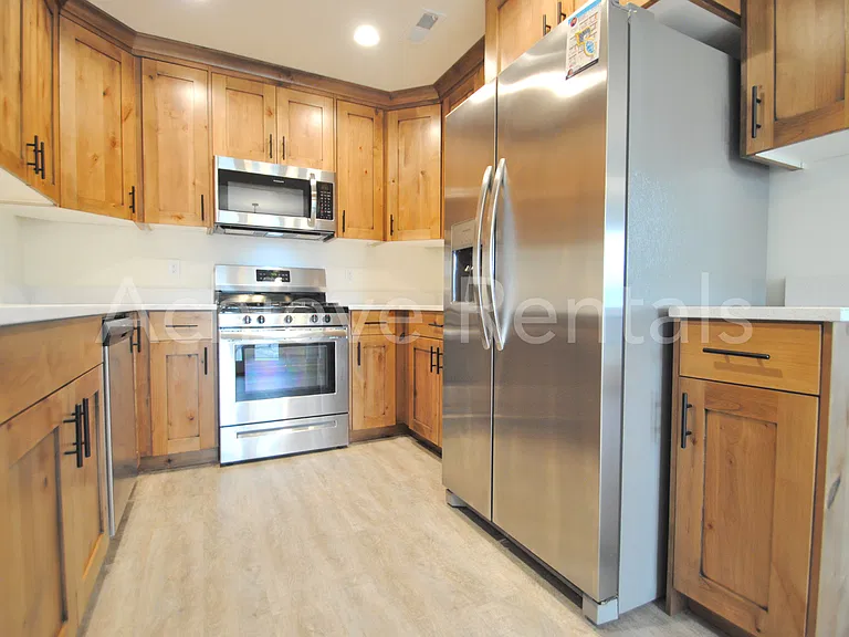 786 E Ruby Dr — Photo 5