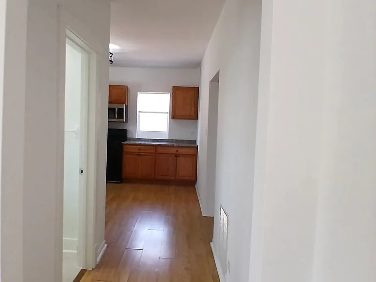 4652 W Palmer St — Photo 12