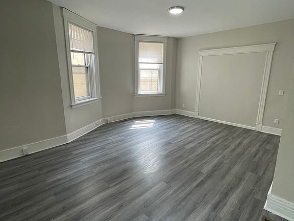 3rd image of 2478 Paris St #2