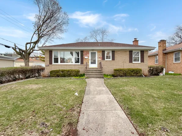 10014 Bronx Ave, Skokie, IL 60077