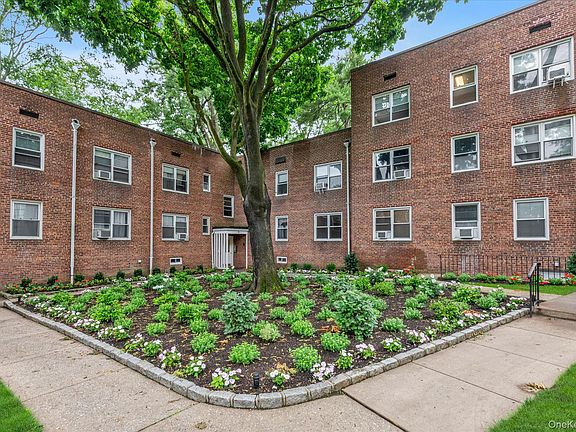 3rd image of 3 Edwards Street #1F