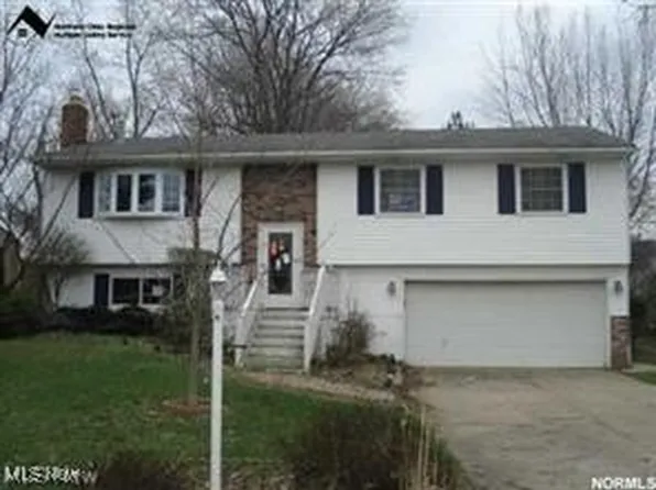 3320 Fillmore Dr, Brunswick, OH 44212