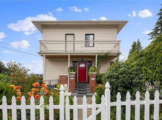 Perry Ave NE, Bremerton, WA 98310