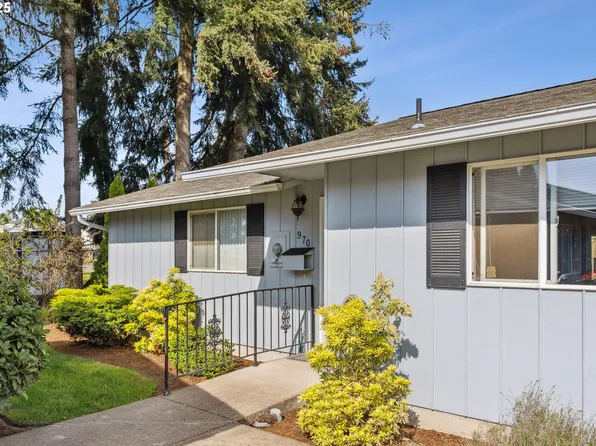 970 W L St, Springfield, OR 97477