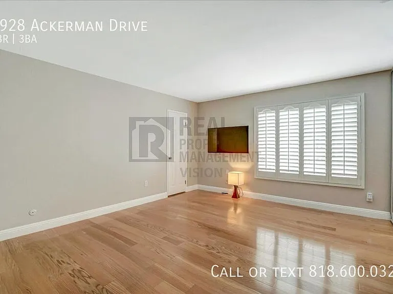 3928 Ackerman Dr — Photo 23