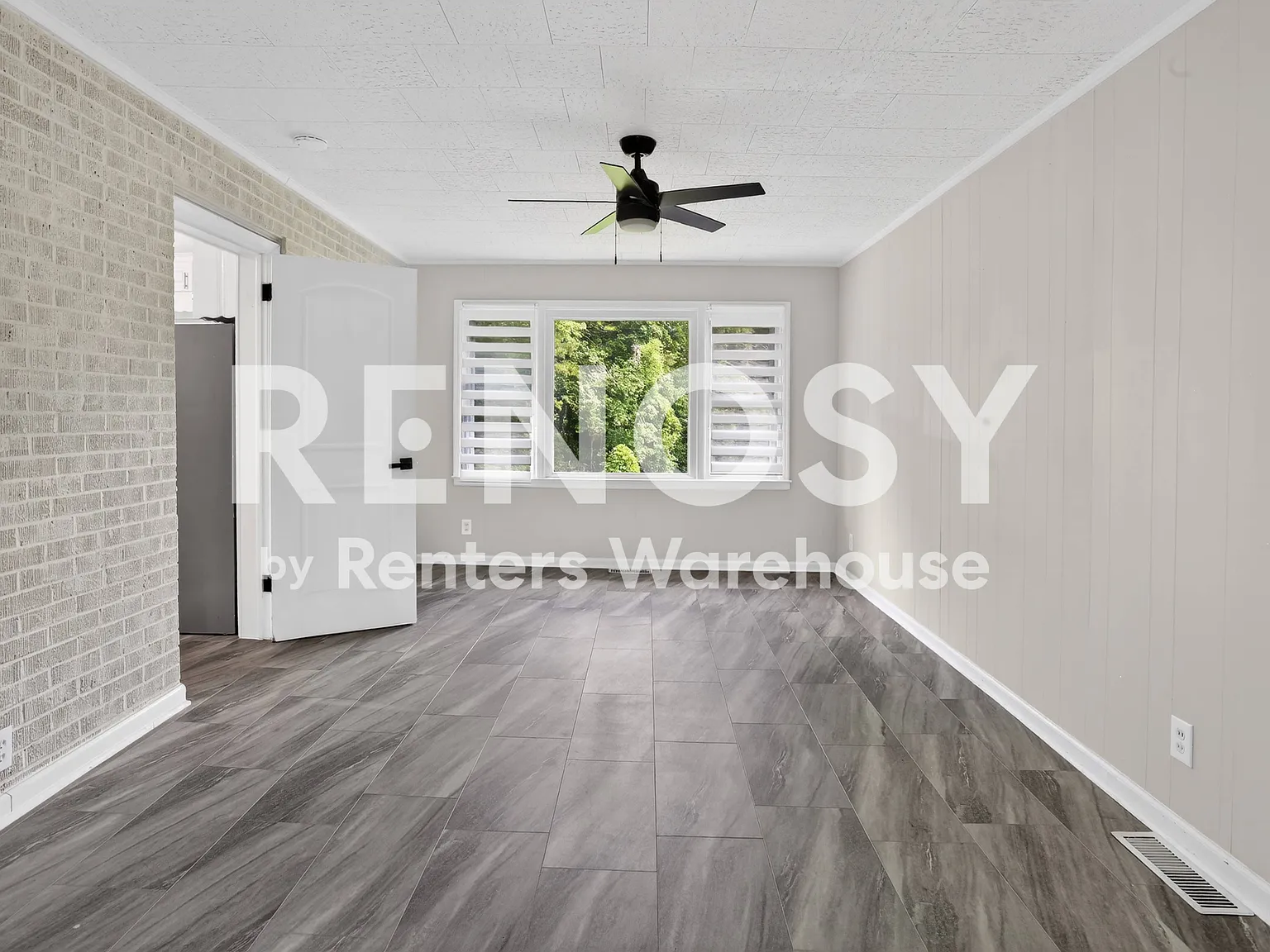 Renovated 4 Bedroom 3 Bath Home in Decatur! — Photo 3