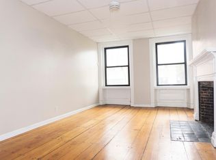 142 Charles St #2, Boston, MA 02114