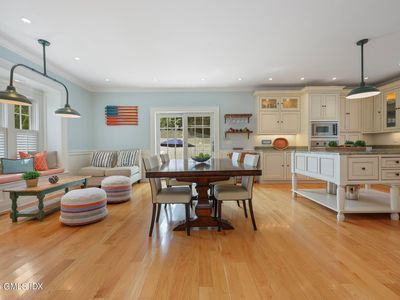 7 Heusted Dr, Old Greenwich, CT, 06870