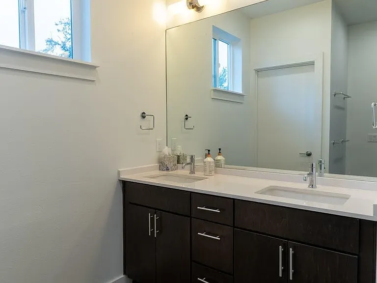 3001 Del Curto Rd #34 — Photo 11