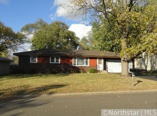 1450 25th St NW, New Brighton, MN 55112