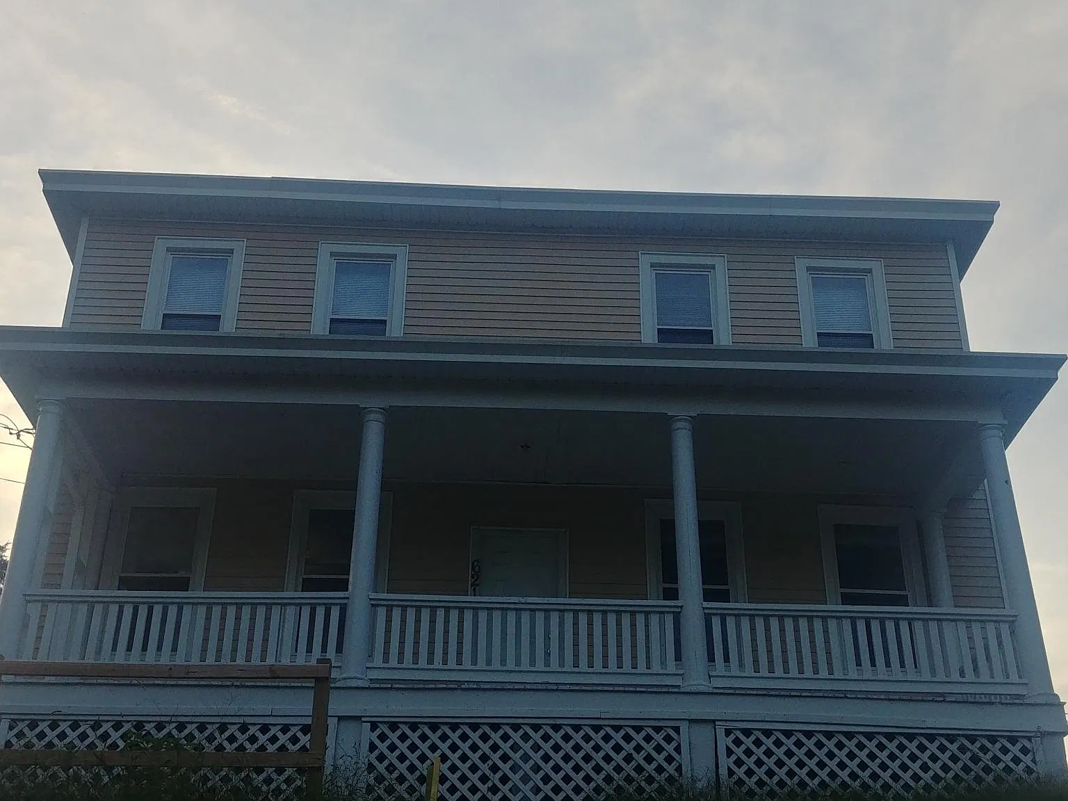 5 bed, 1785 sqft, $1,250 — Photo 1