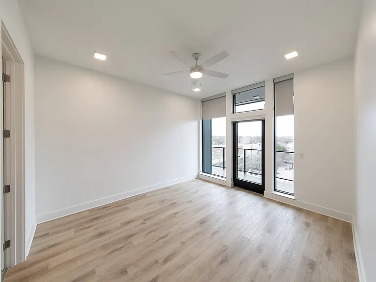 The Crescent Residences — Photo 15
