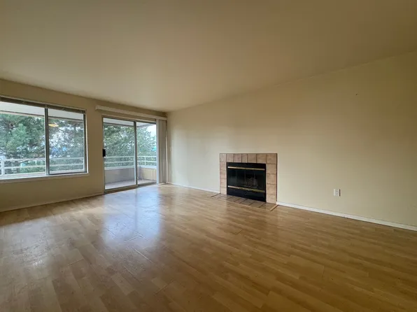 Hudson Square Apartments, 4850 California Ave SW APT 506, Seattle, WA 98116