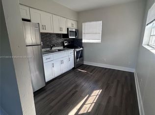821 NW 7th Ave APT 8, Hallandale Beach, FL 33009