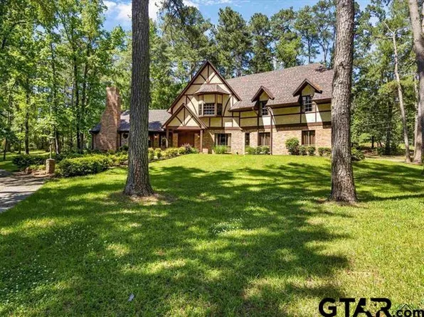 300 Cumberland Ln, Henderson, TX 75652